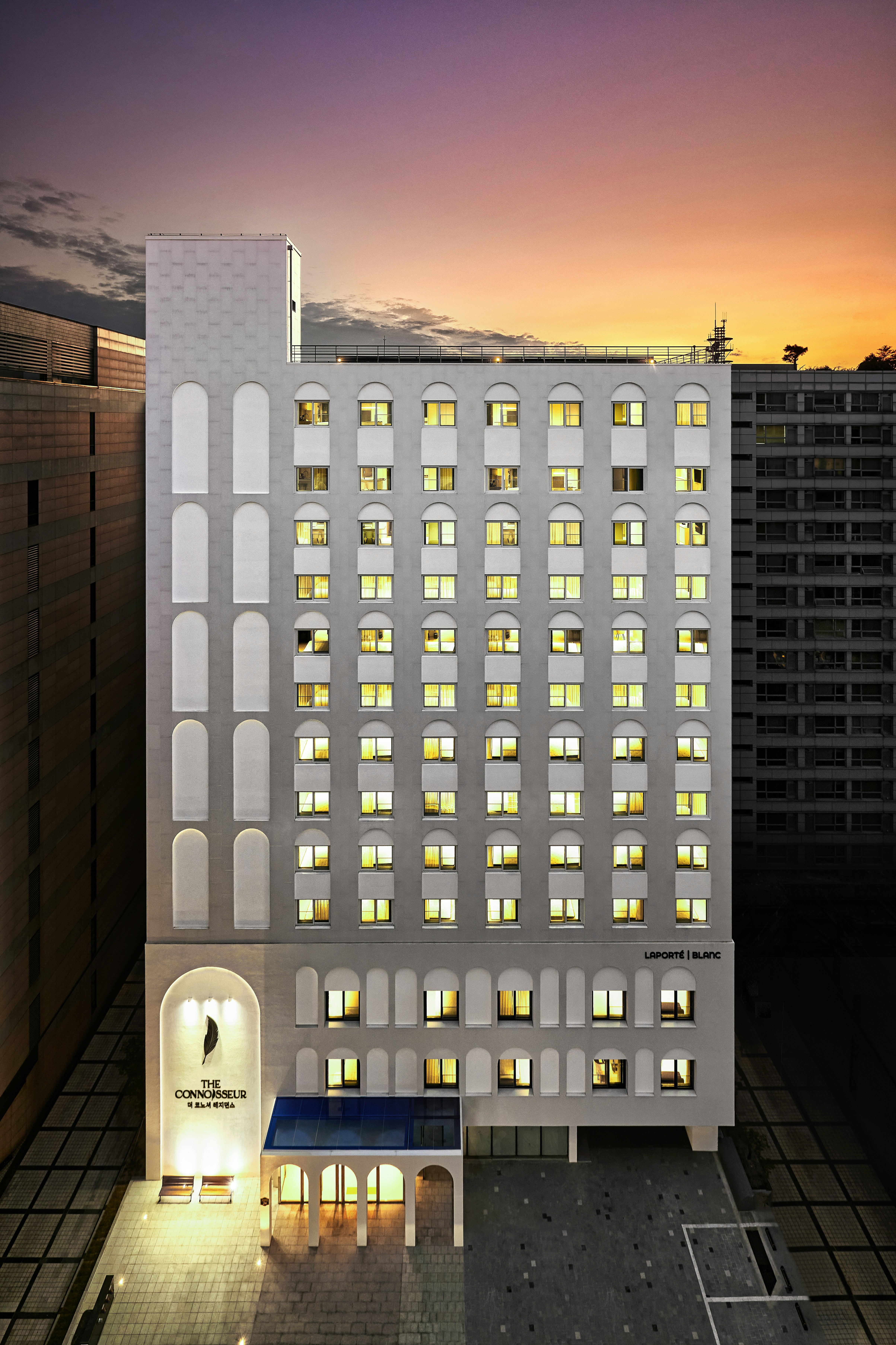The Connoisseur Residence Hotel 2/51