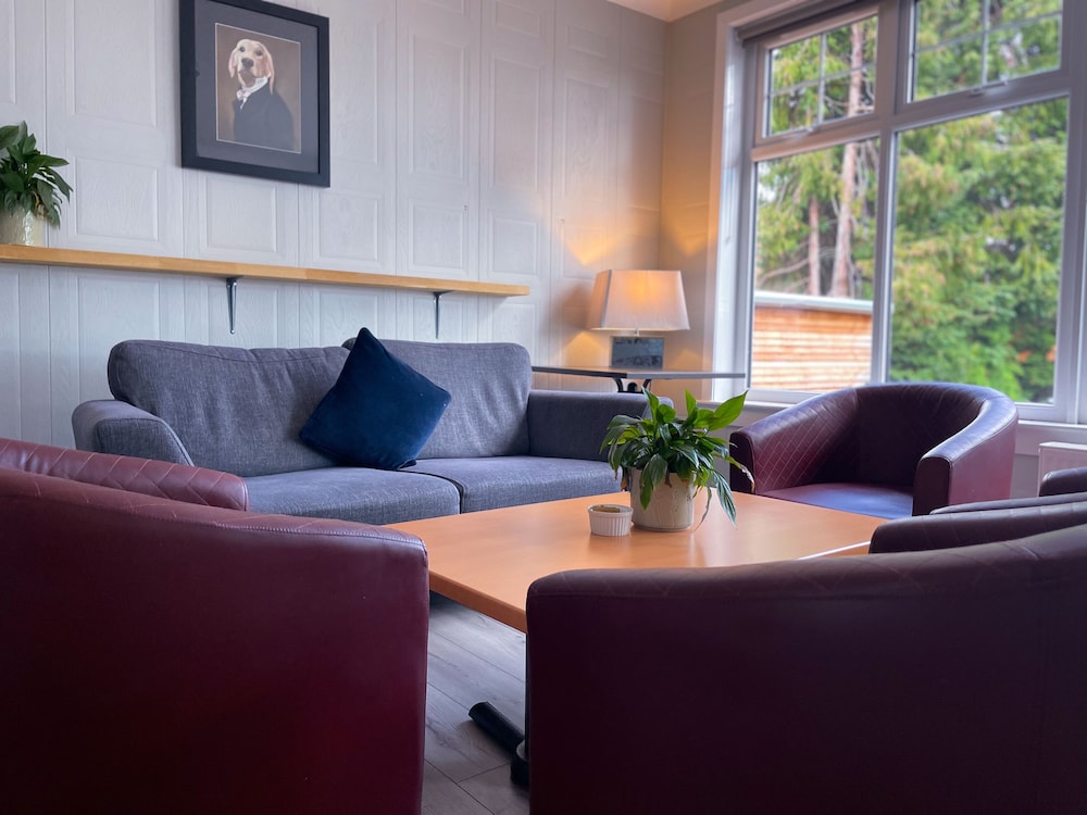 The Speyside Hotel 40/62
