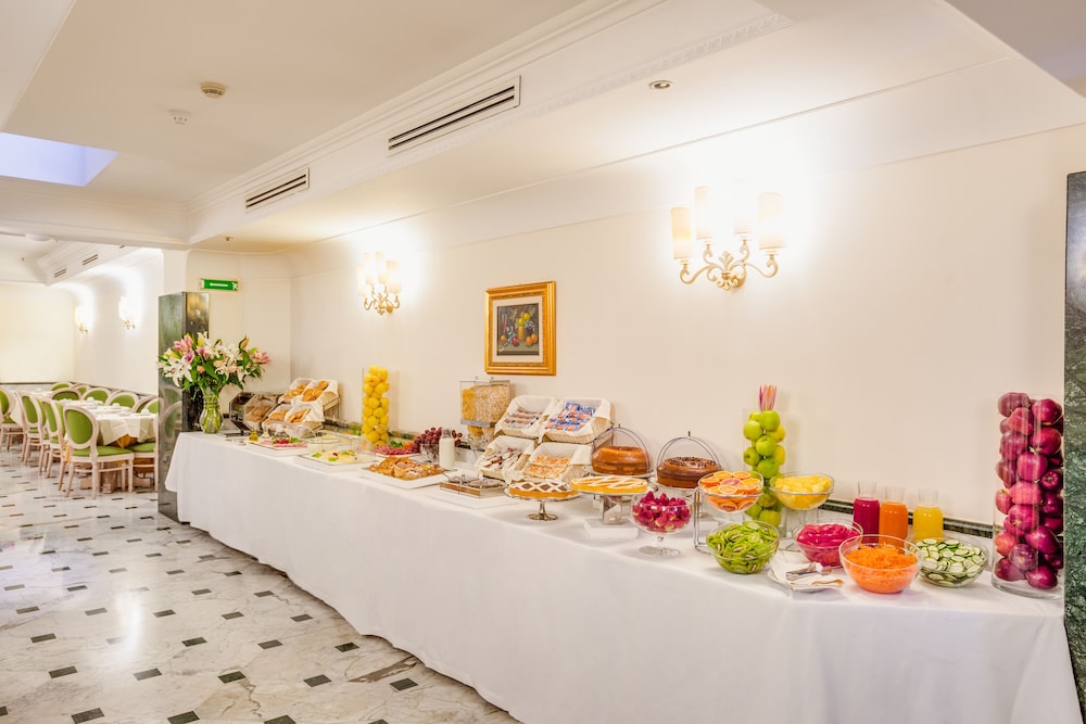 Lobby at Raeli Hotel Regio, ROME