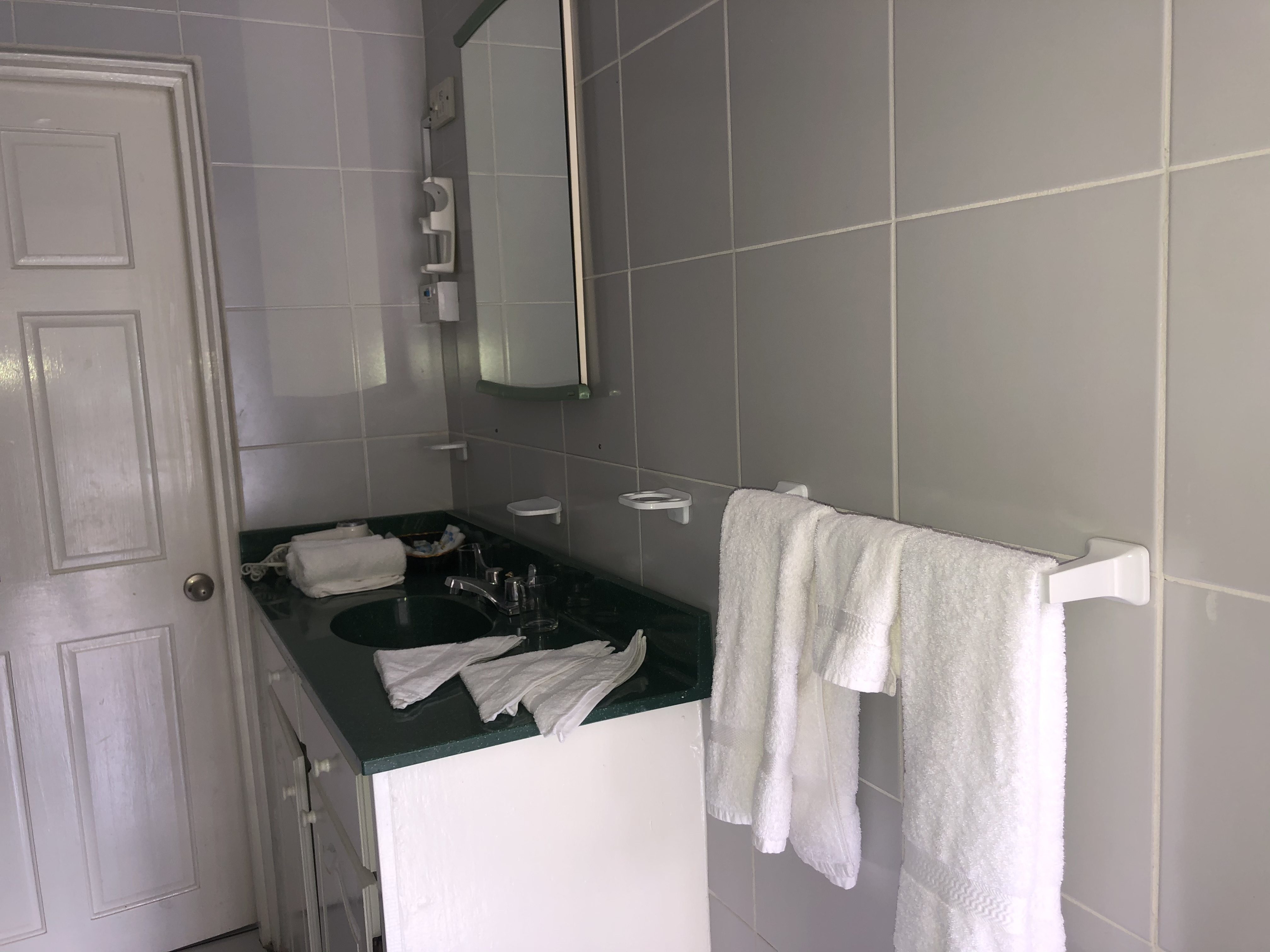 2 Bedrooms, Waterhouse, Villa، Marigot Beach Club and Dive Resort 5/5