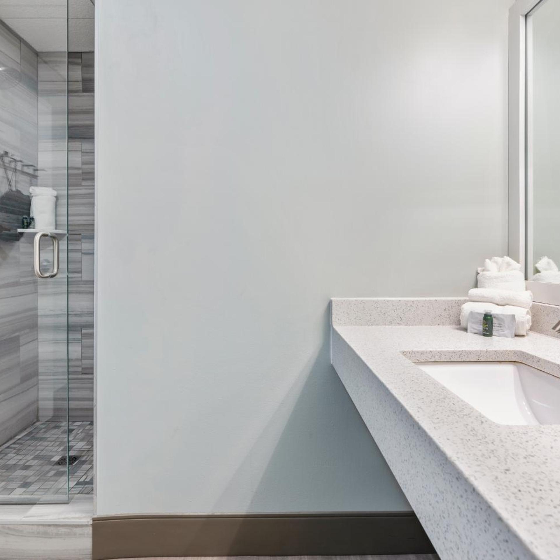 جناح بغرفتي نوم، Cherry Tree Inn & Suites 3/4