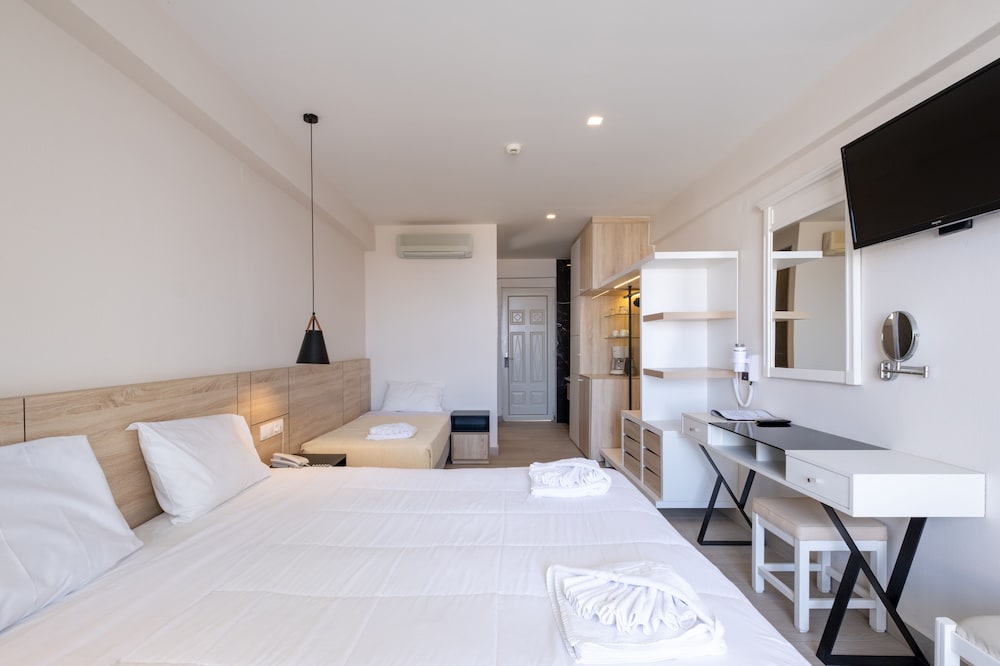 Dimitrios Village Beach Resort and Spa 12/50