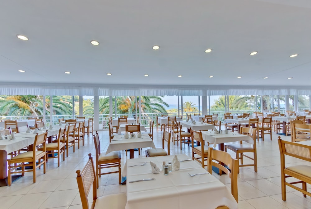 Mendi Beach Hotel 35/50