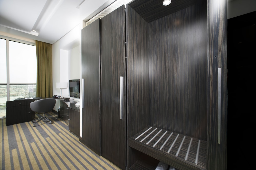S Hotel Bahrain 27/50