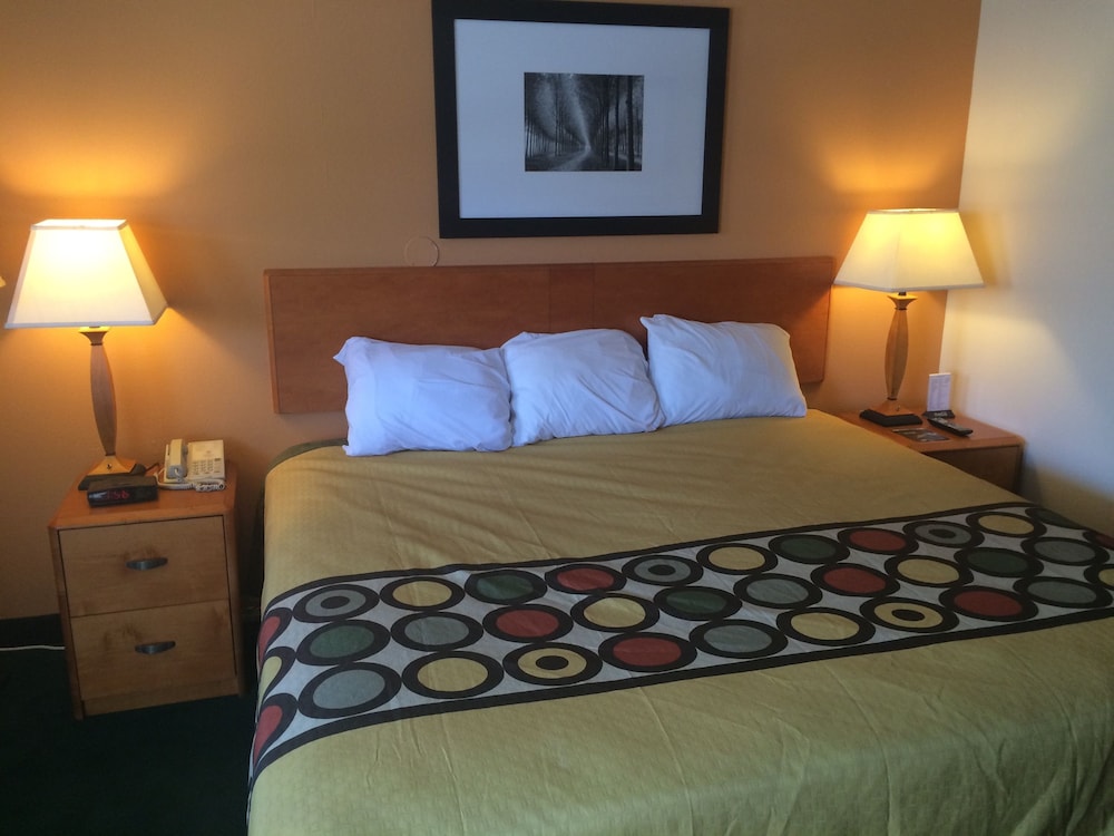 WestSpring Inn - Westlake Cleveland 20/36