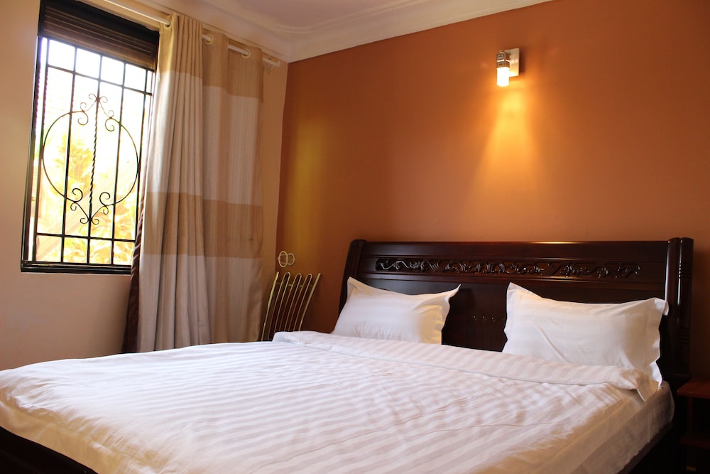 Eight Winx Hotel 23/49