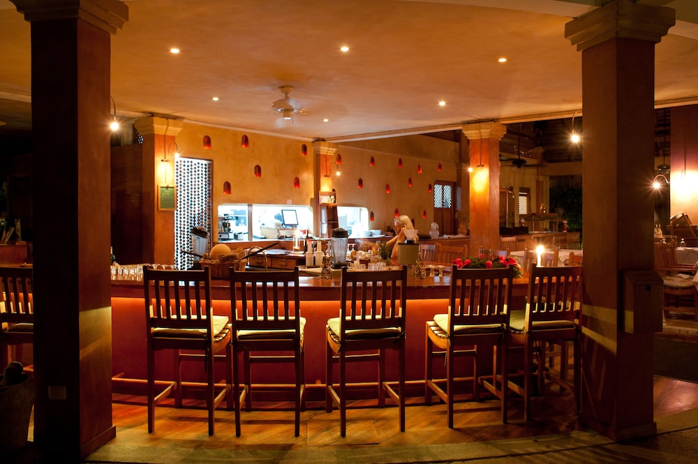 Hotel Capitan Suizo 60/75