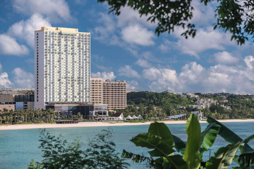 Dusit Thani Guam Resort photo5
