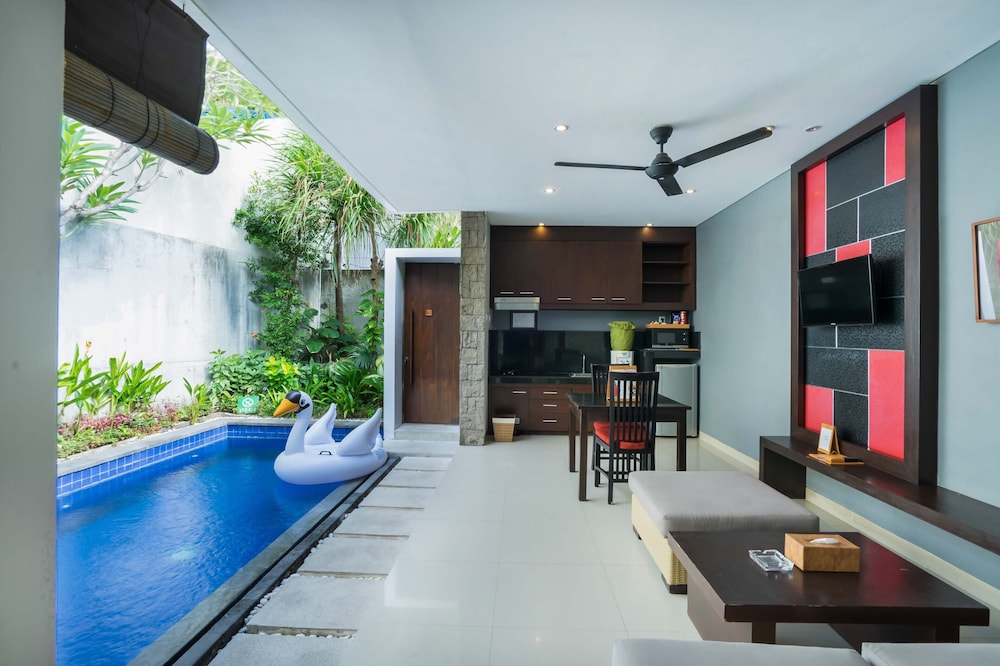 SAMAJA BEACHSIDE VILLAS 1/76