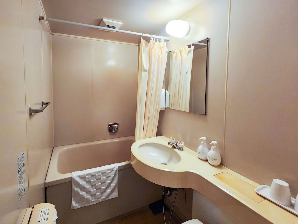 Hotel Himeji Hills 37/38