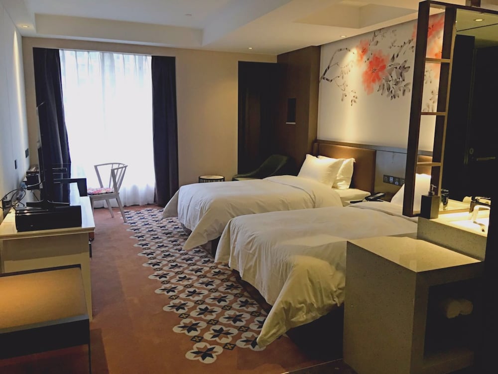 Paco Hotel (Guangzhou Dongpu Tianhe City) 8/33