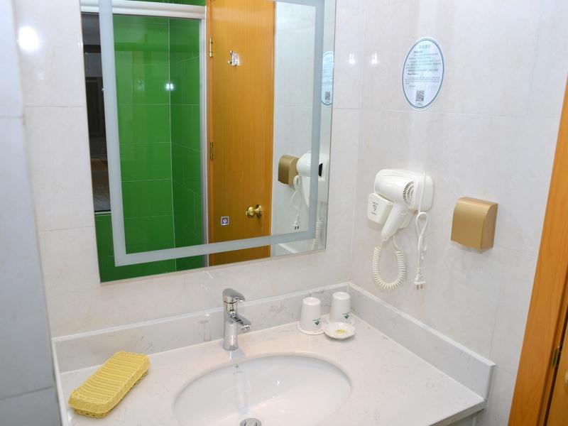 GreenTree Inn Suzhou Changshu Huanghe Road Linli Centre Express Hotel 17/17