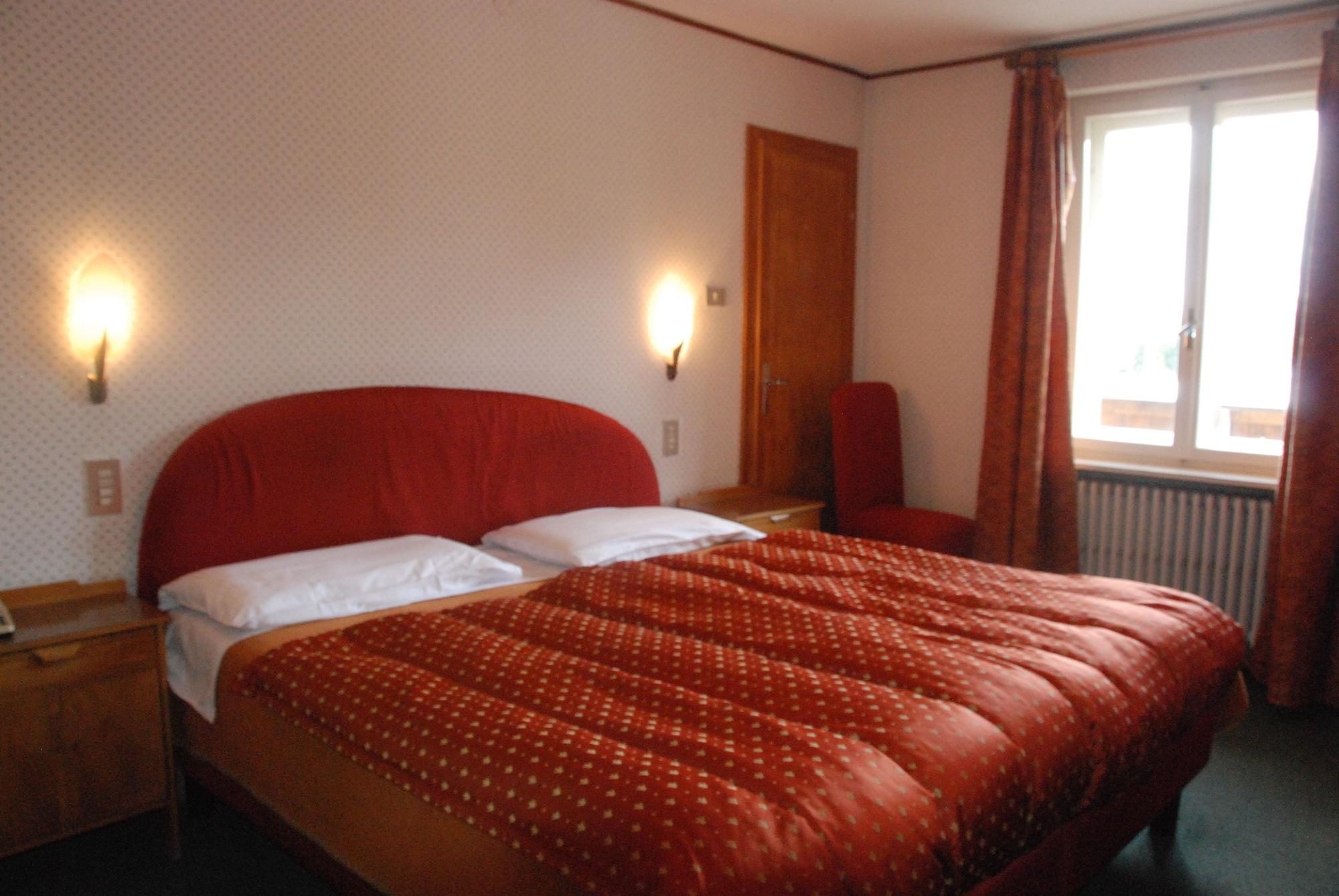 Economy, Double Bed