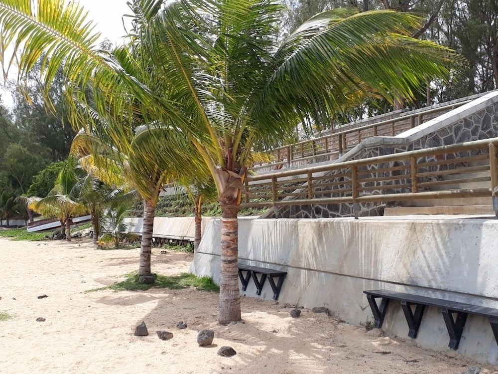 Allamanda Studios And Apartments 35/44