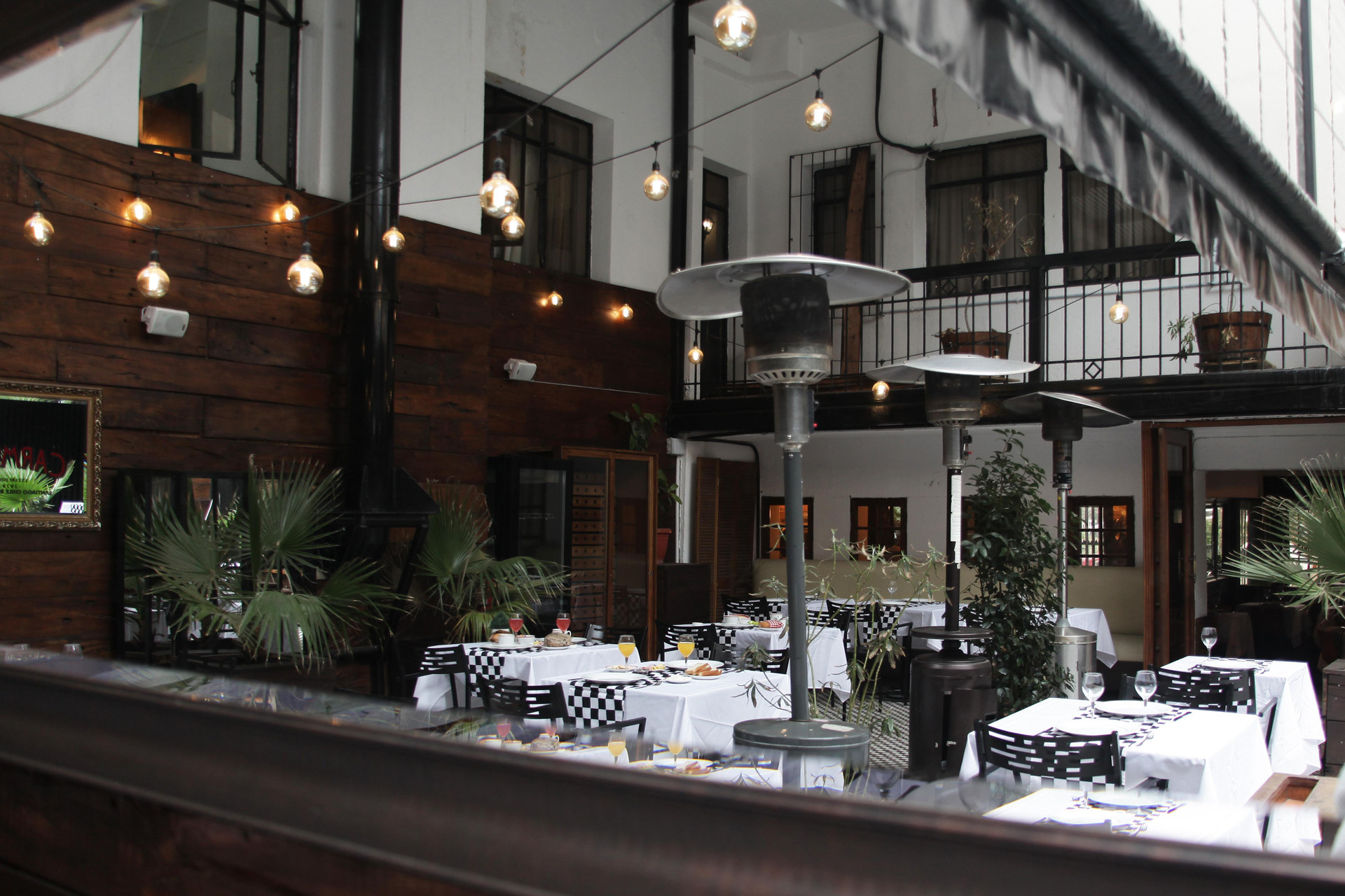 Hotel Sonetto 6/50