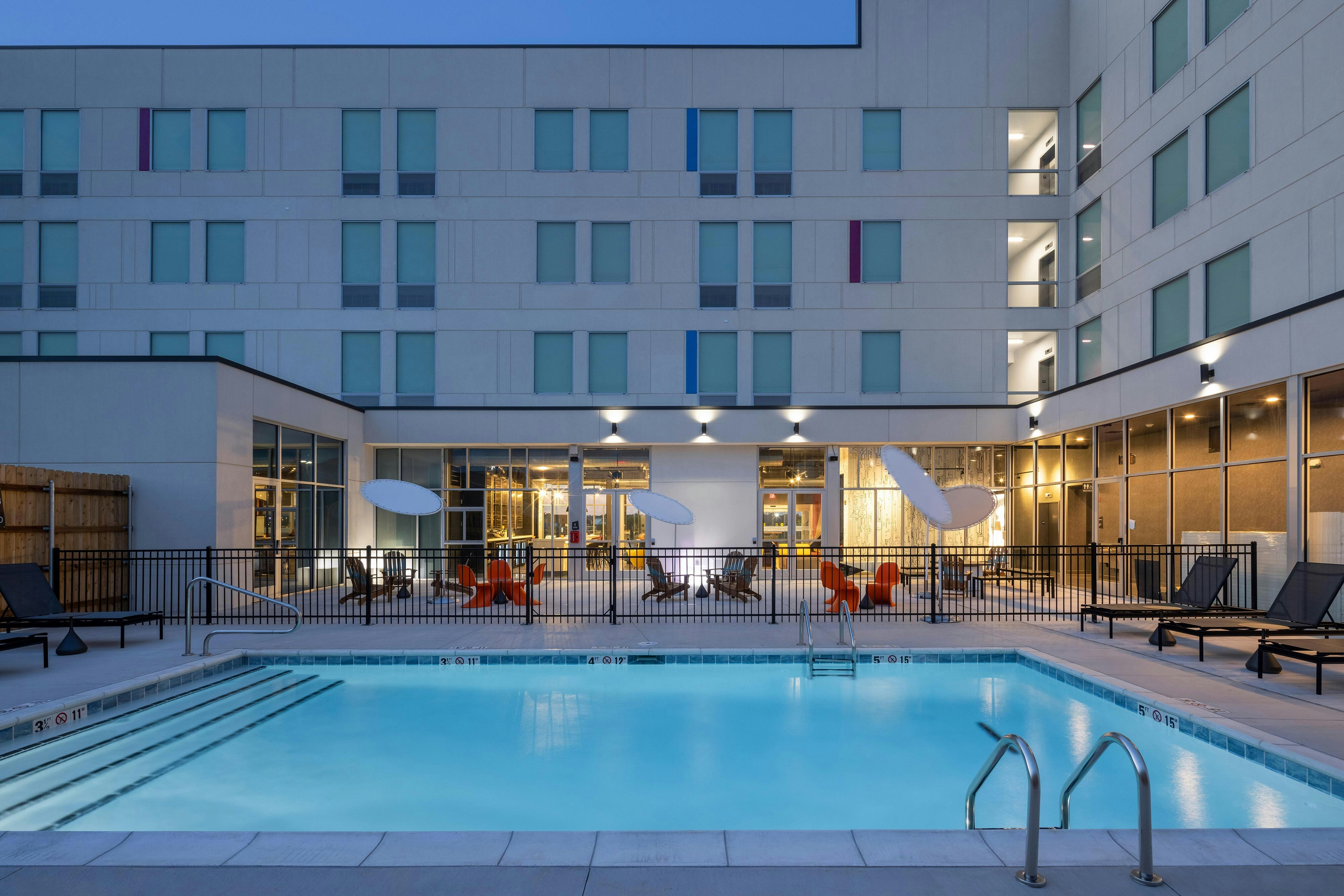Aloft Oklahoma City Quail Springs 8/33
