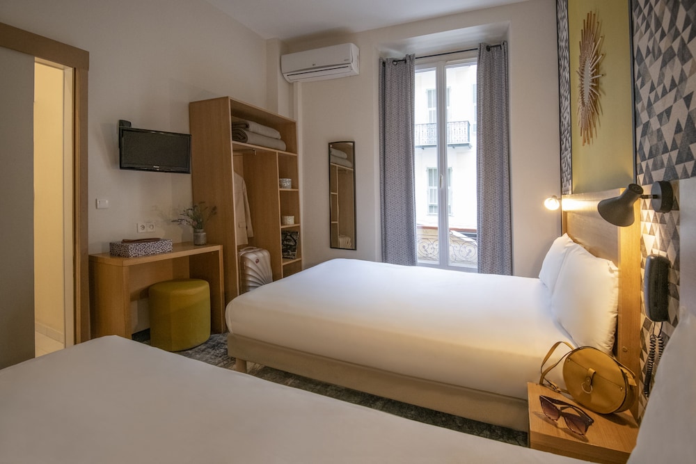 STANDARD, TWIN BEDS