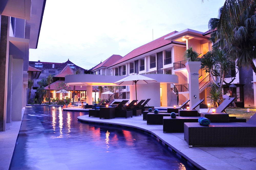 Grand Barong Resort 6/50