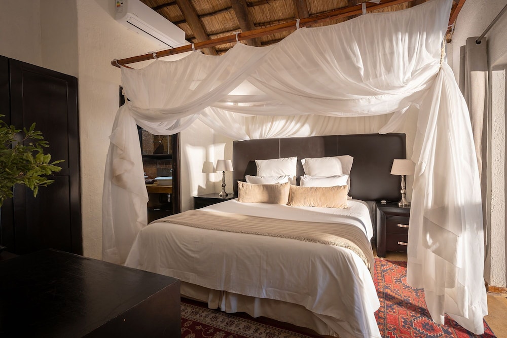 Shiduli Private Game Lodge 16/71