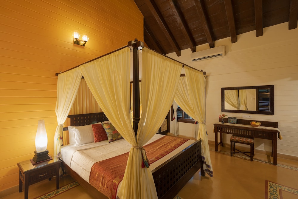 HOYSALA VILLAGE RESORT 13/50