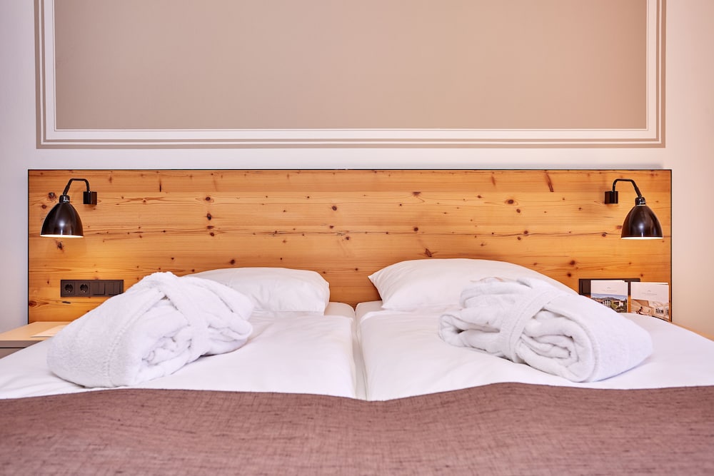 HOTEL AM BADERSEE 25/64