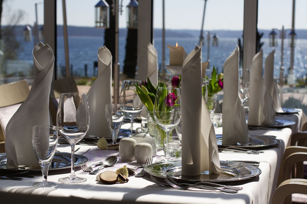 FALK SEEHOTEL PLAU AM SEE 19/50
