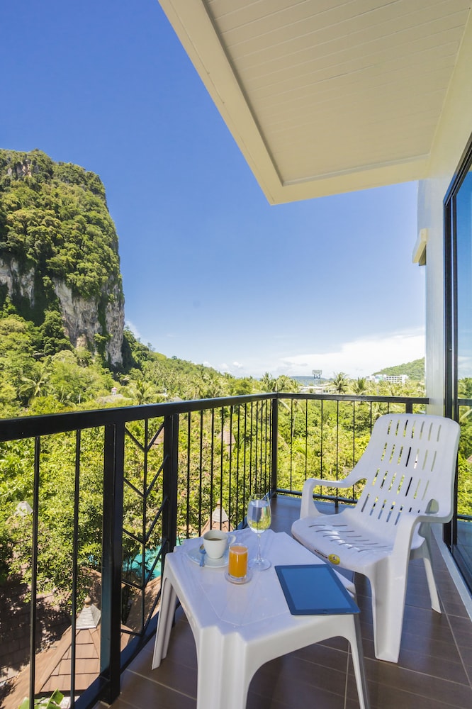 ANDAMAN PEARL RESORT 43/67