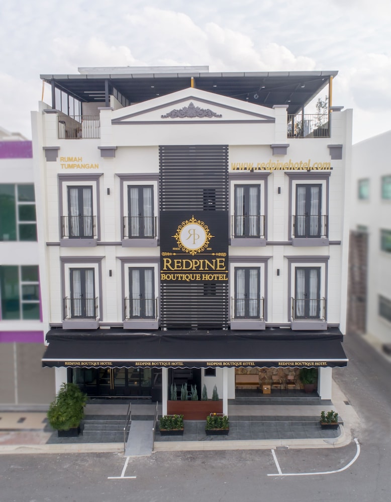 Redpine Boutique Hotel 6/38