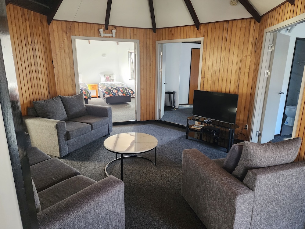 Pure Motel & Guest House 49/75