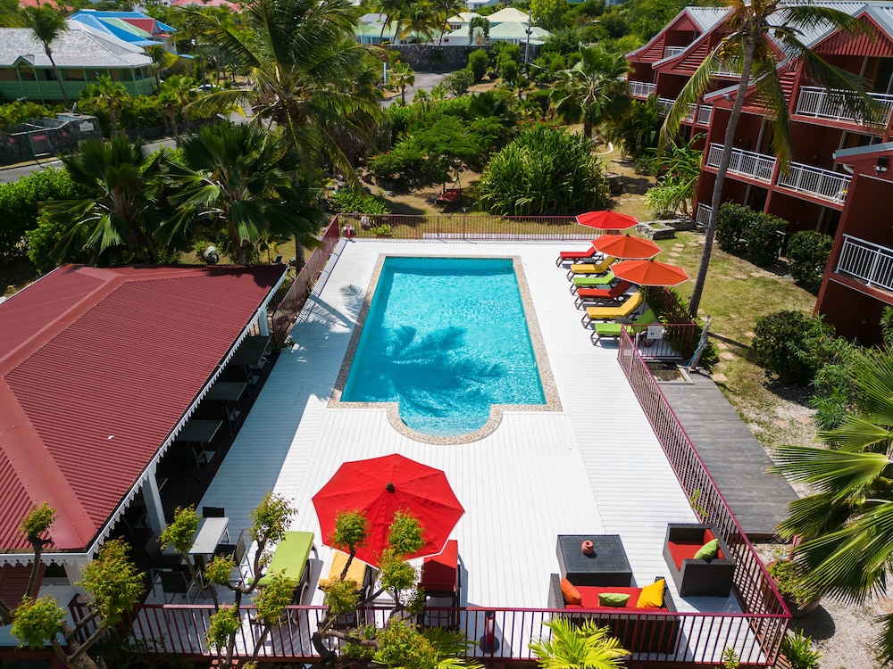 Palm Court at Orient Beach 8/50