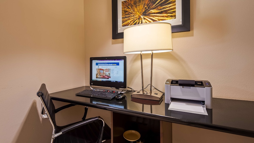 Best Western Fallon Inn And Suites 37/41