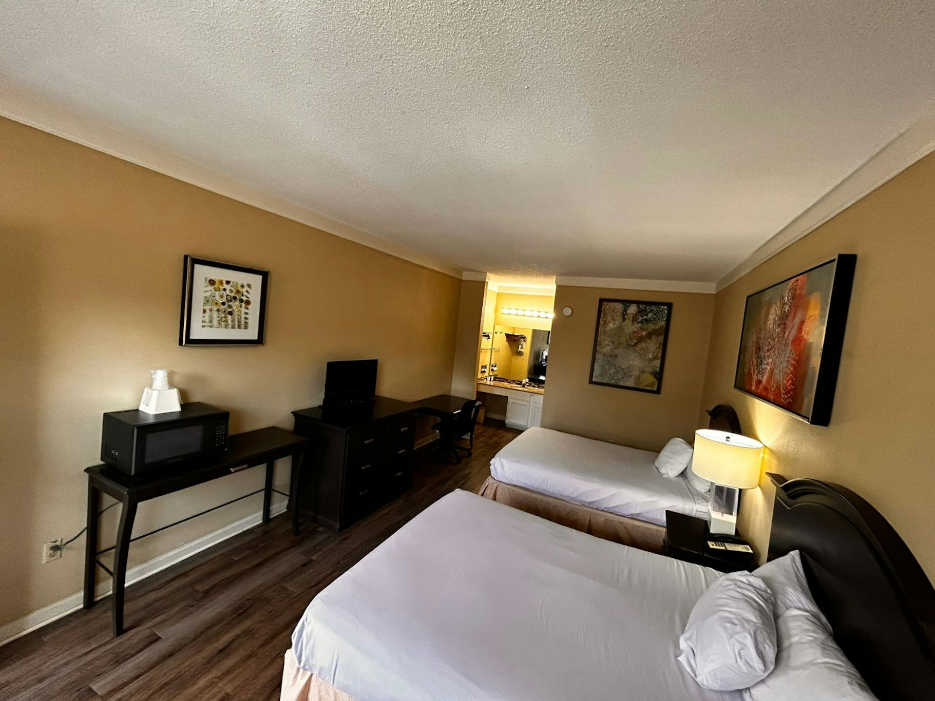 Plantation Oaks Suites & Inn Millington 8/36