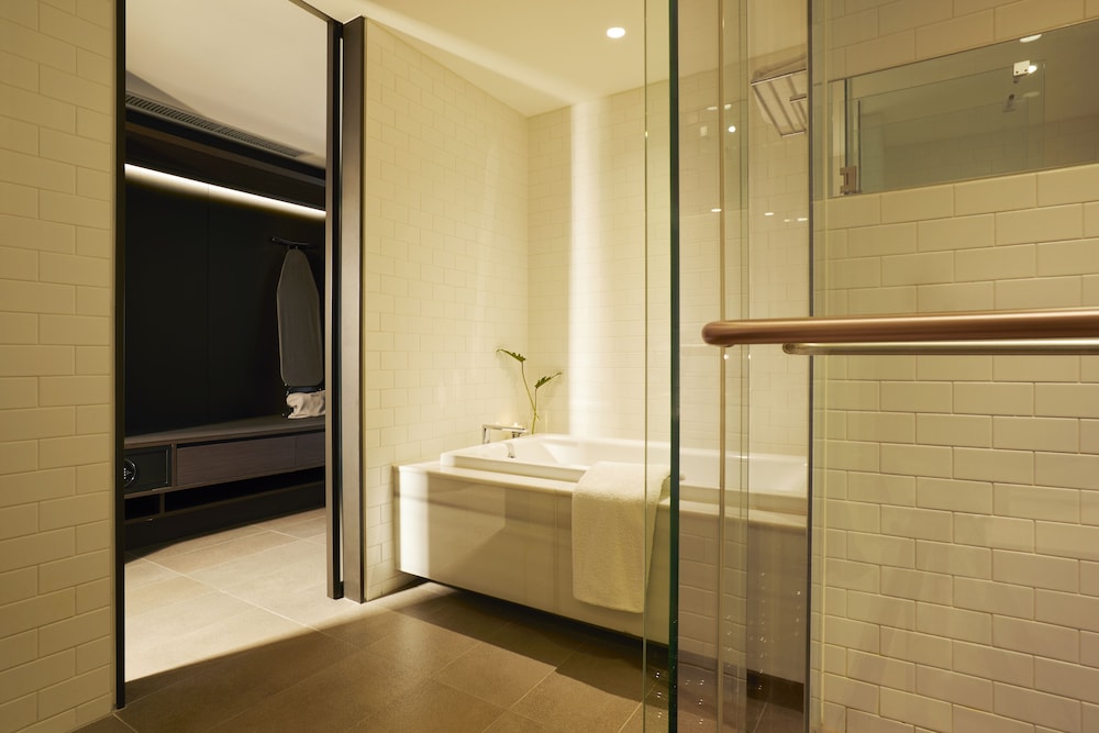 Glad Hotel Yeouido 16/64