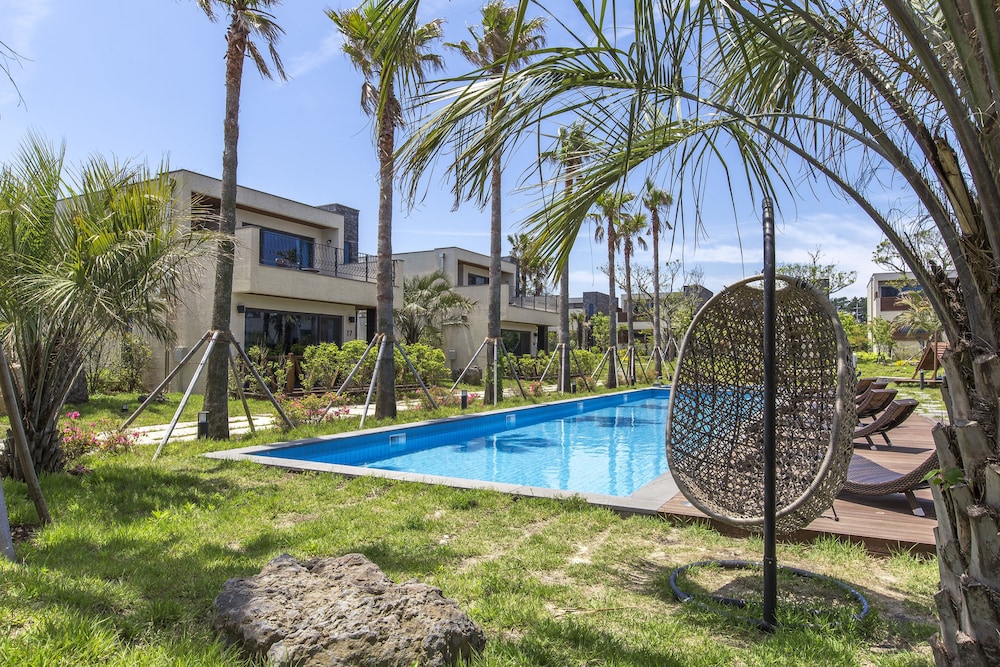Leeum Island Spa & Pool Villa 37/50