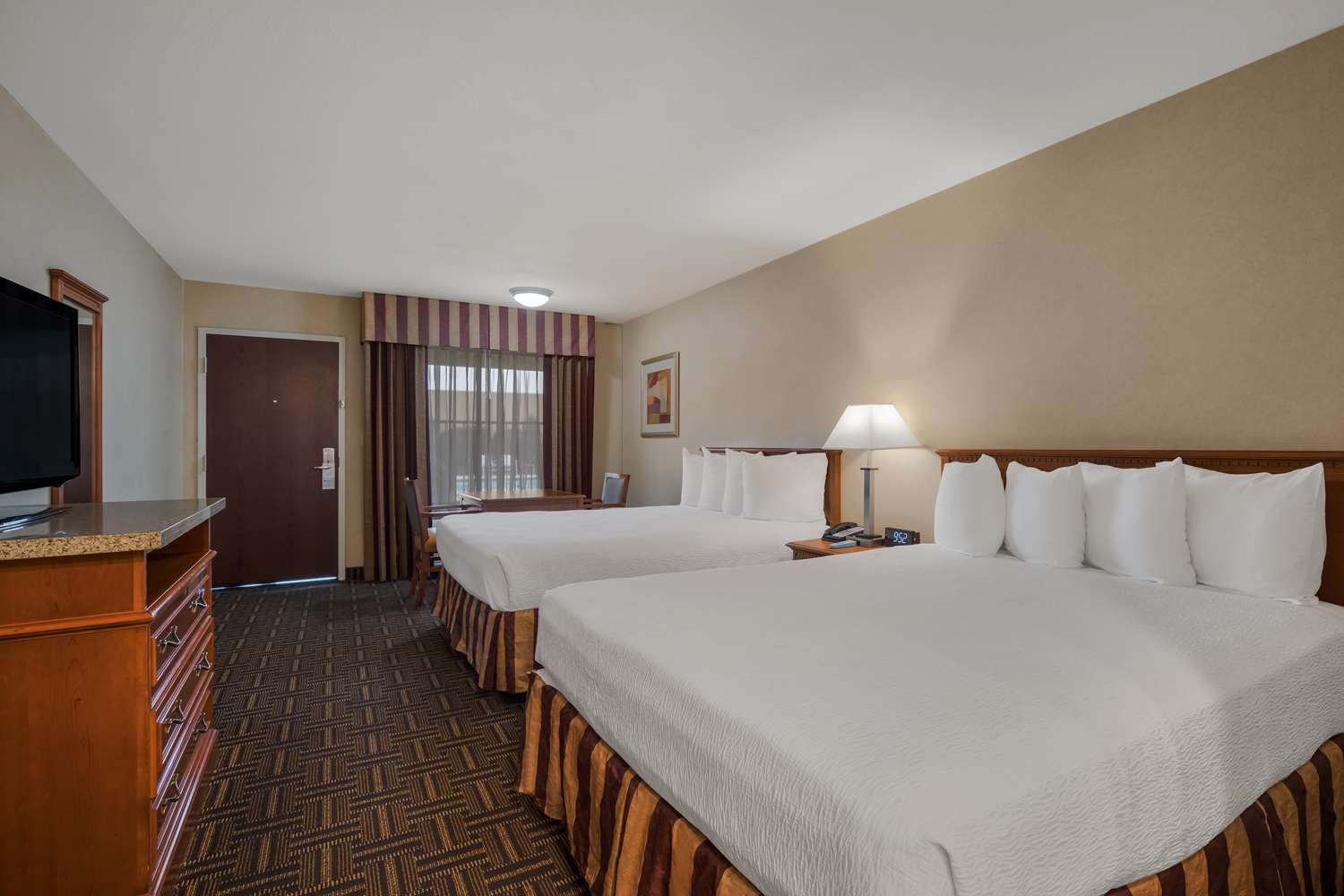 Best Western Norwalk Inn 11/35