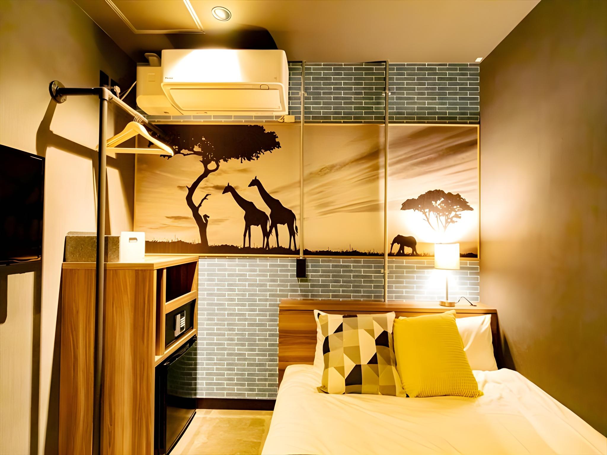 Unique, Standard, Double Bed