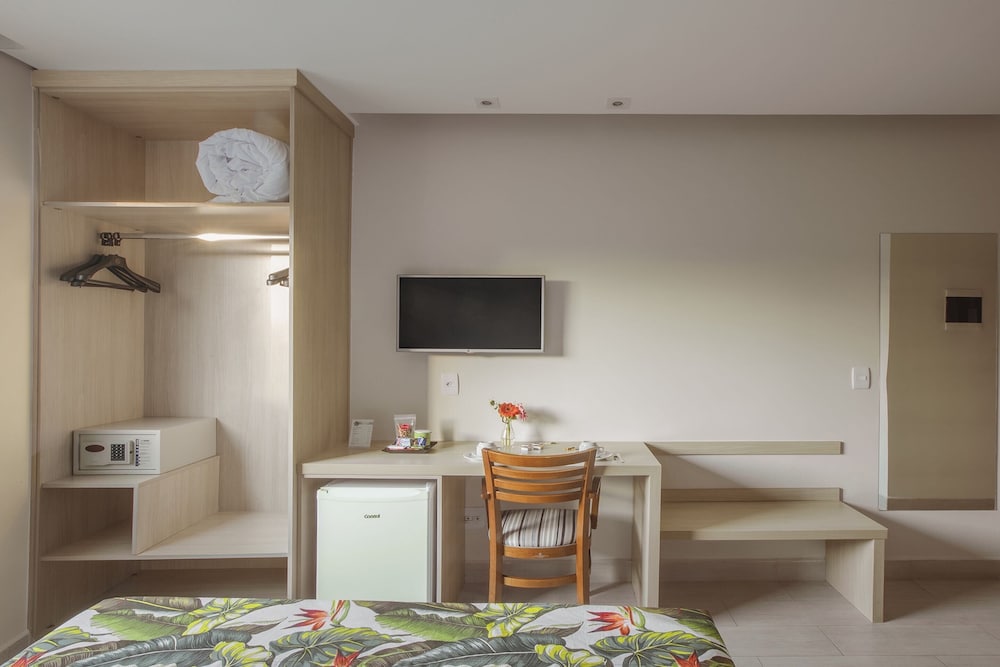 VALINHOS PLAZA HOTEL 58/72
