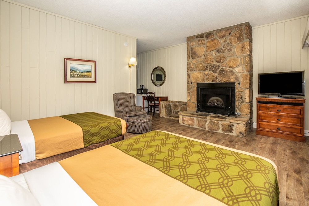 ROOM, 2 DOUBLE BEDS, MOUNTAIN VIEW