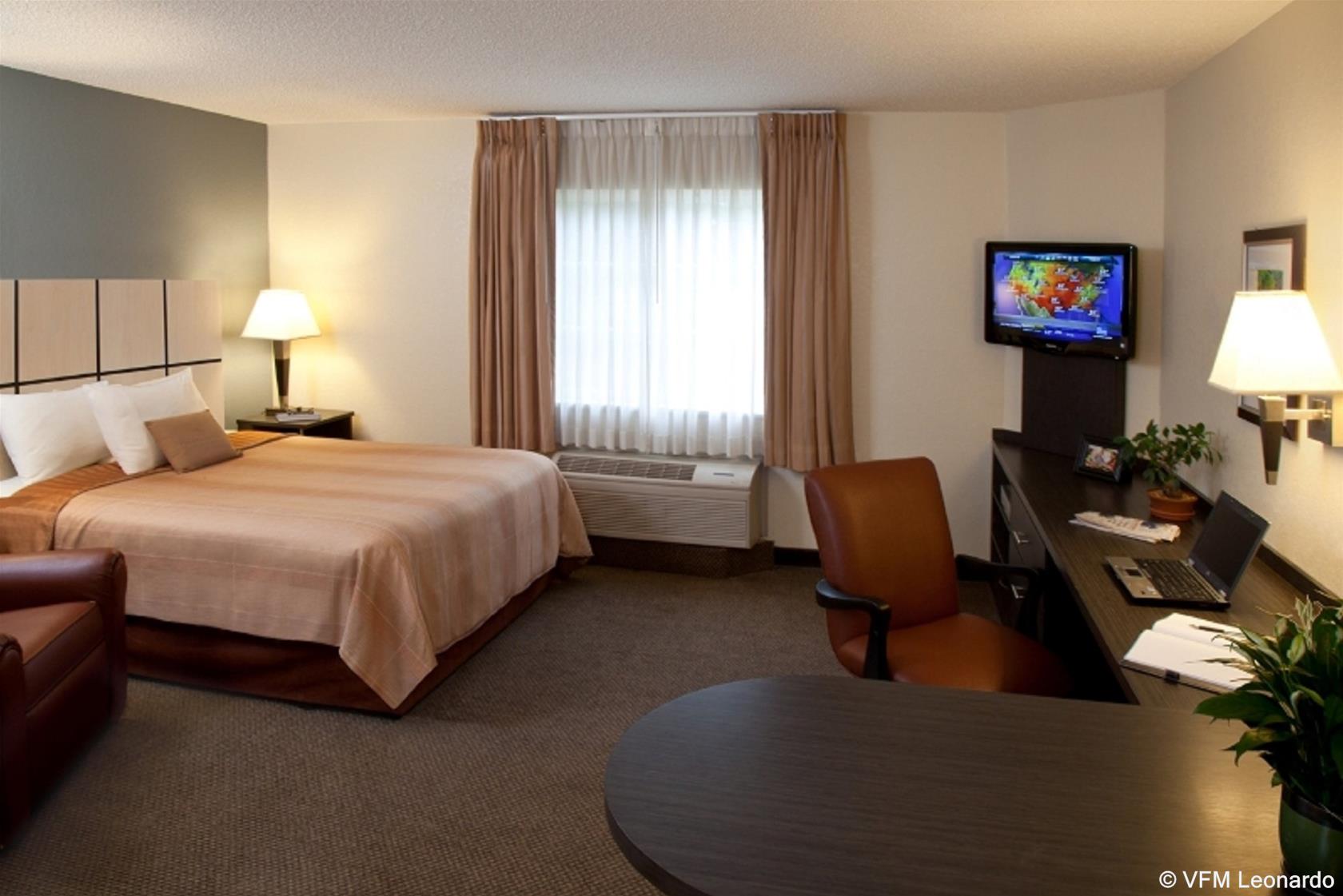 MainStay Suites Wichita Northeast 23/45