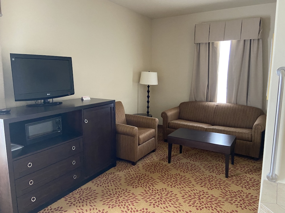 Holiday Inn Express And Suites Silt Rifle 27/34