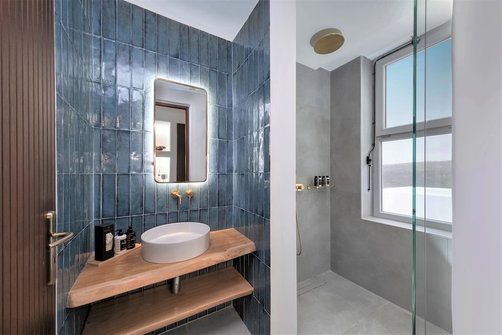 Legendary Suites Mykonos 48/50