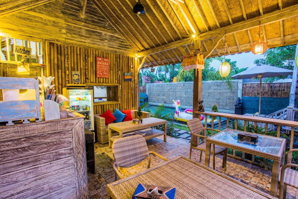The Syron Huts Lembongan 34/45
