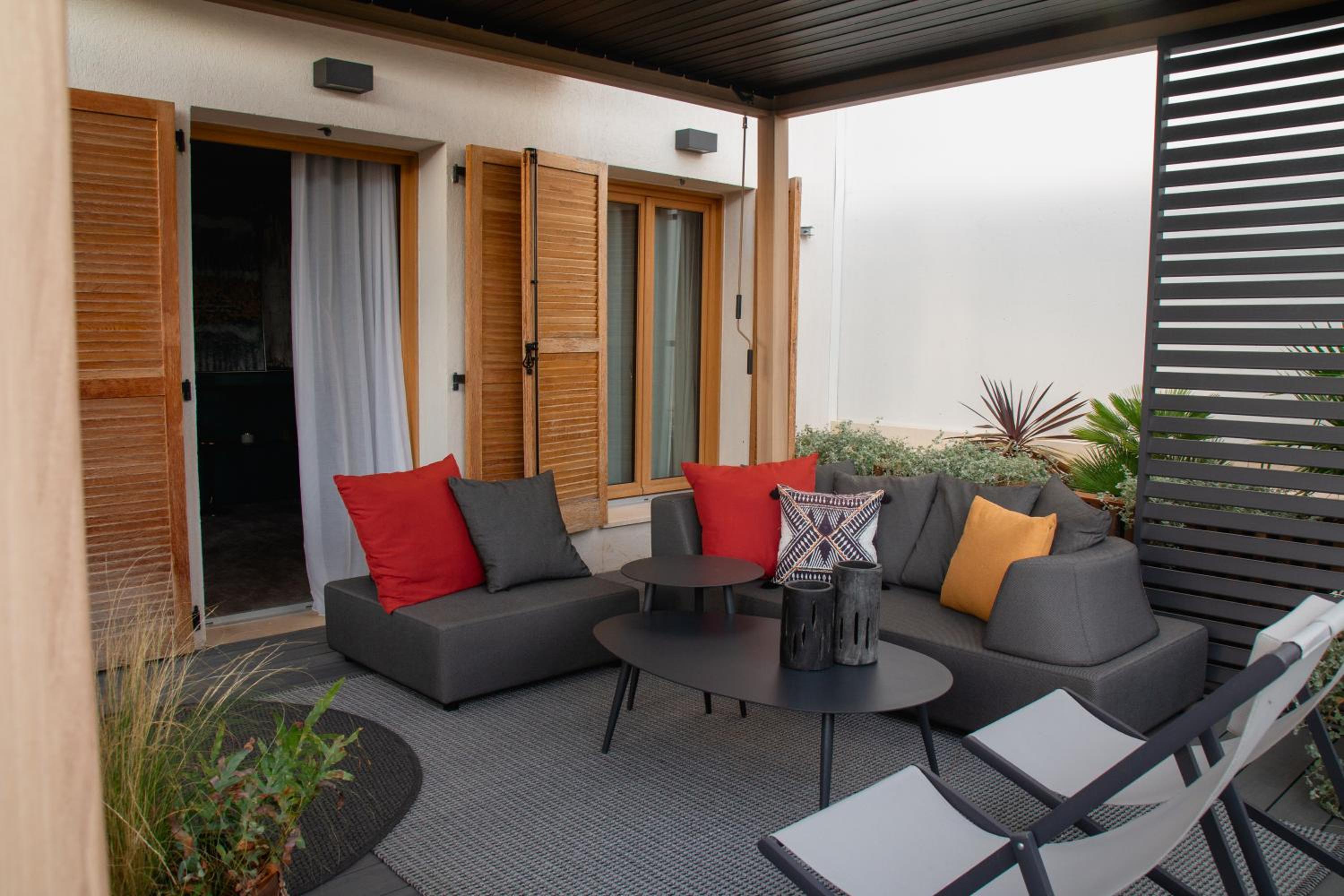 Unique Boutique Hotel Antibes Juan-les-Pins 34/50