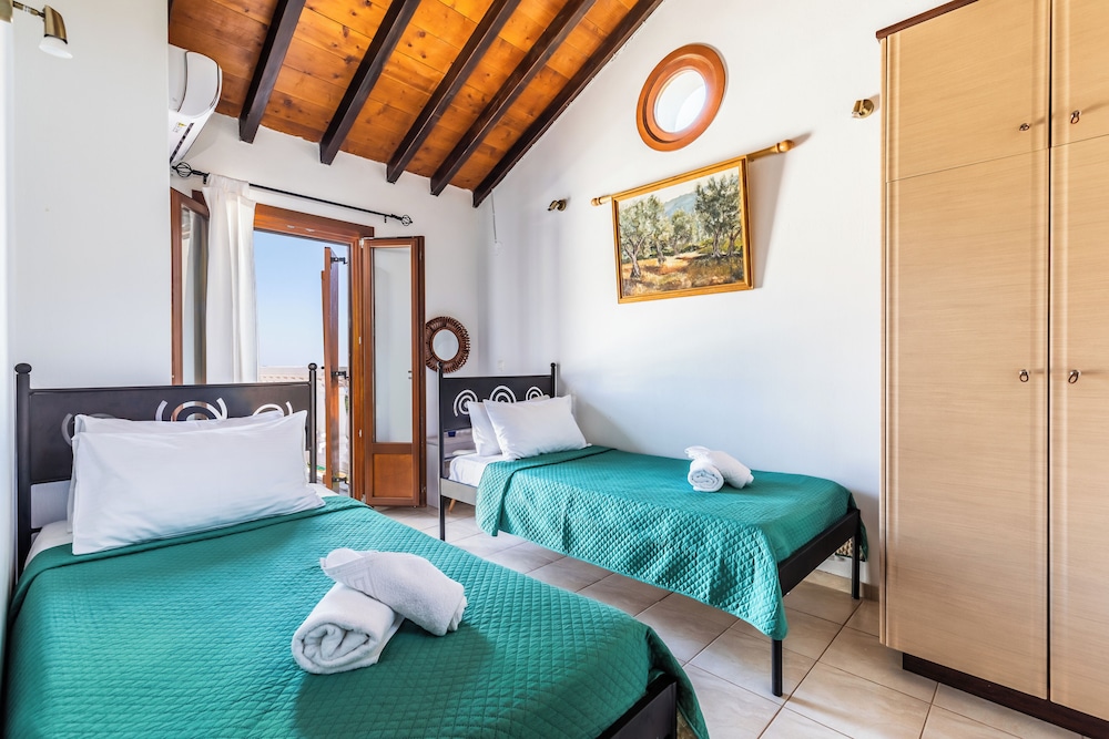 Skopelos Country Villas 13/48