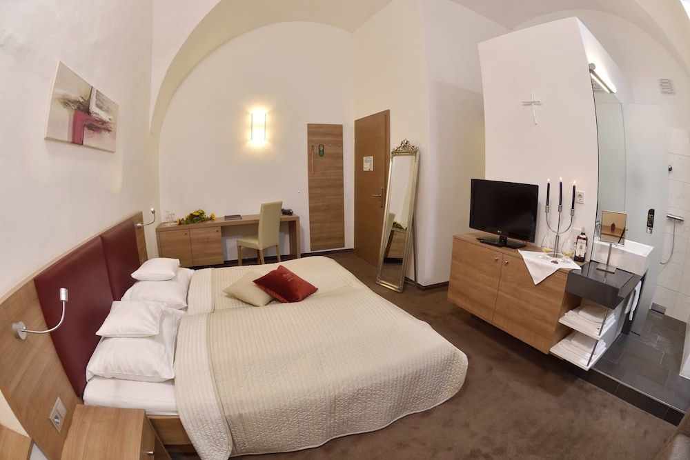 Hotel Altes Kloster 21/65