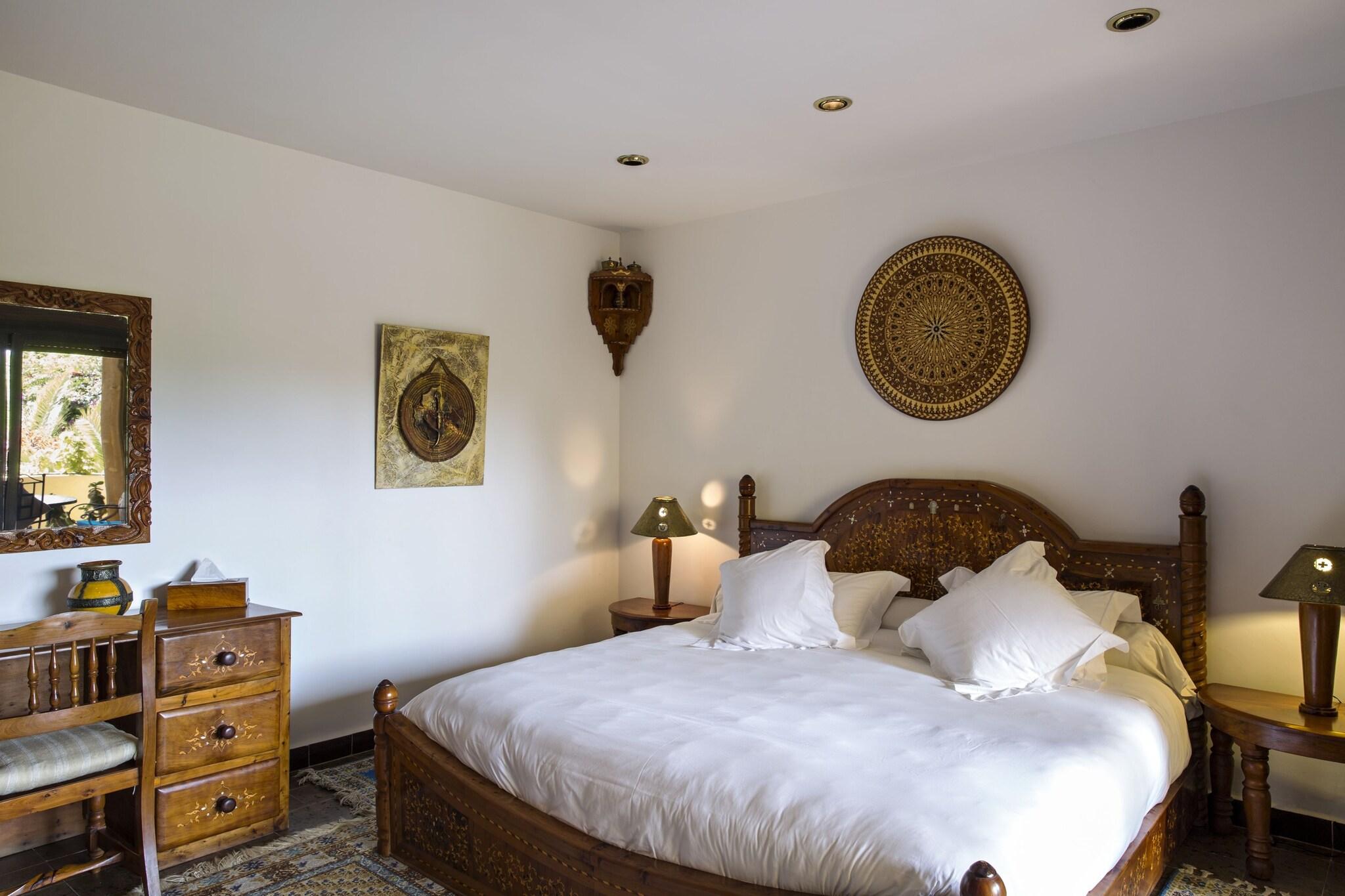 Suite, Garden View