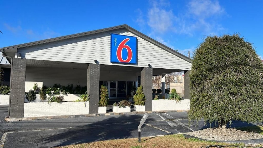 Motel6 Greenville, NC – ECU-Medical Center 45/59