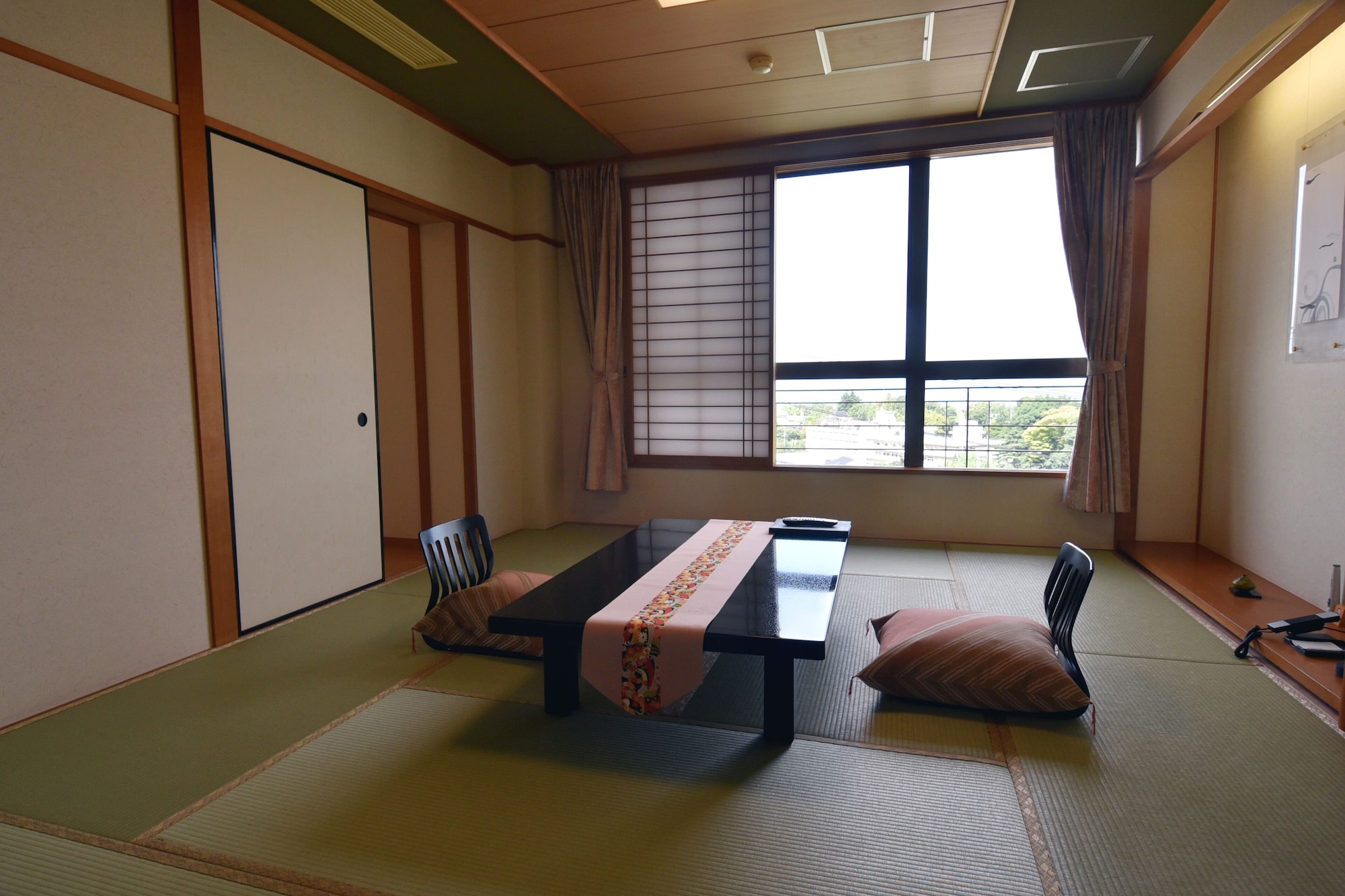 Japanese, Standard, 4 Futon Beds, Town View
