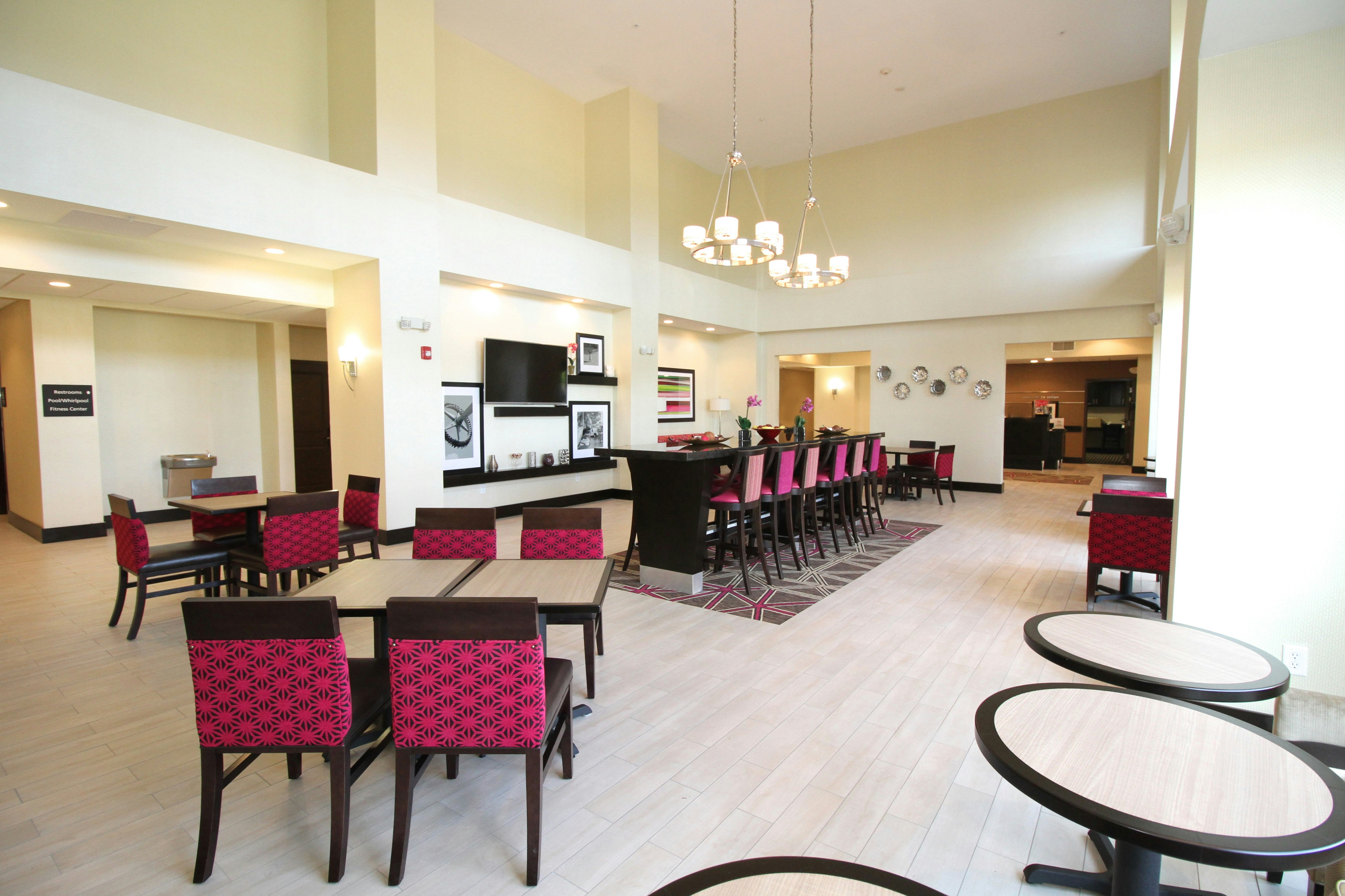Hampton Inn & Suites Sandusky/Milan 12/14