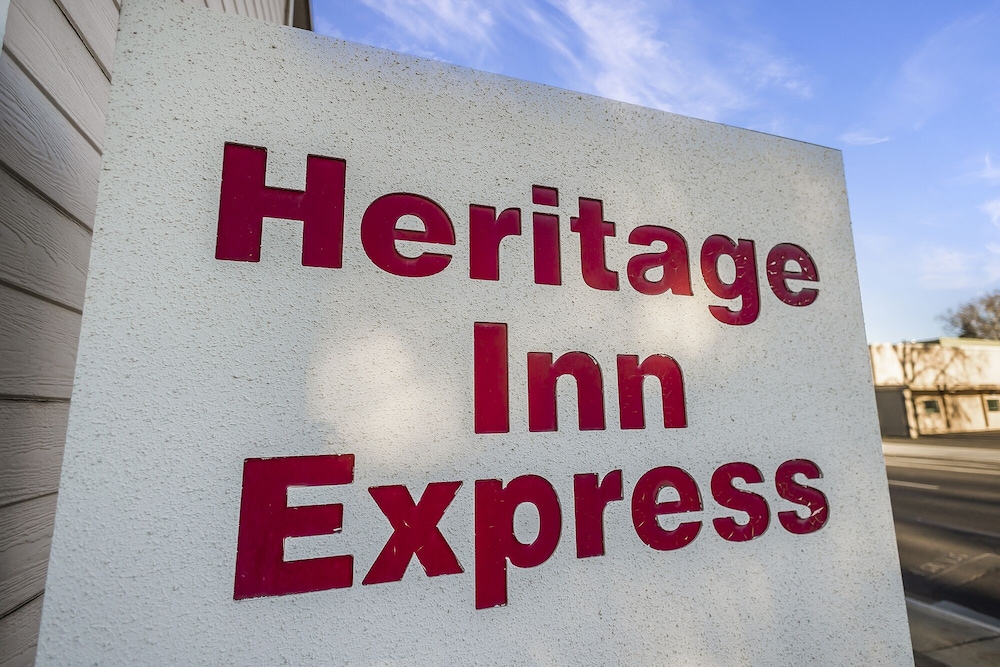 Heritage Inn Express Chico 2/55